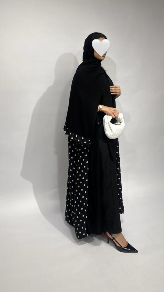 S05 عباية بوجهين شيفون وبلاك بيري – منقطة مع طرحة
