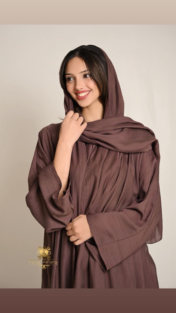 عباية صيفية باللون البني