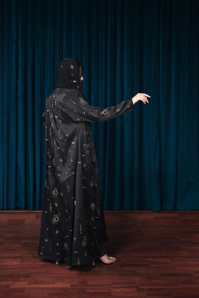قماش التفتة مطرزة بالذهبي