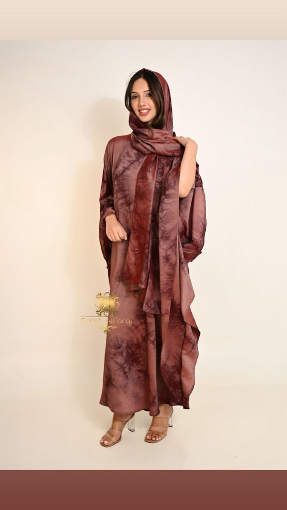 عباية بنية كريب مع شال متناسق