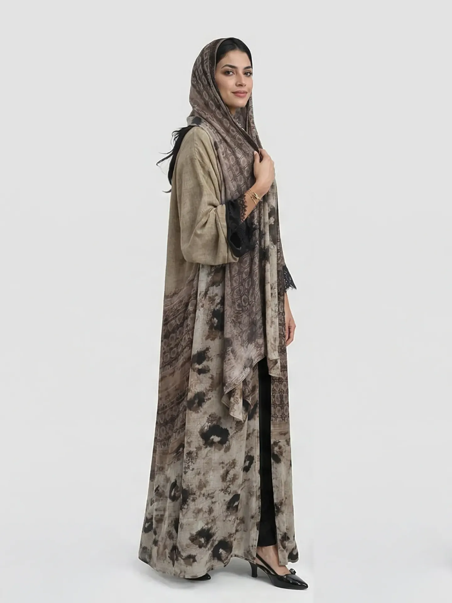 S07 عباية شيفون بنقشة بنية فخمة موديل
