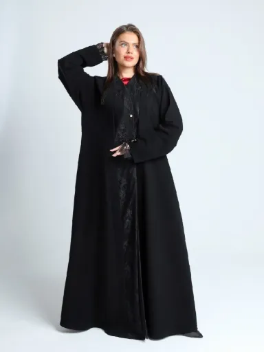 دانتيلا الملفته (48, دوام)