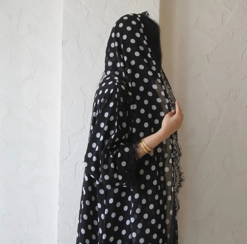 عباية ديما (52, S, سفر)