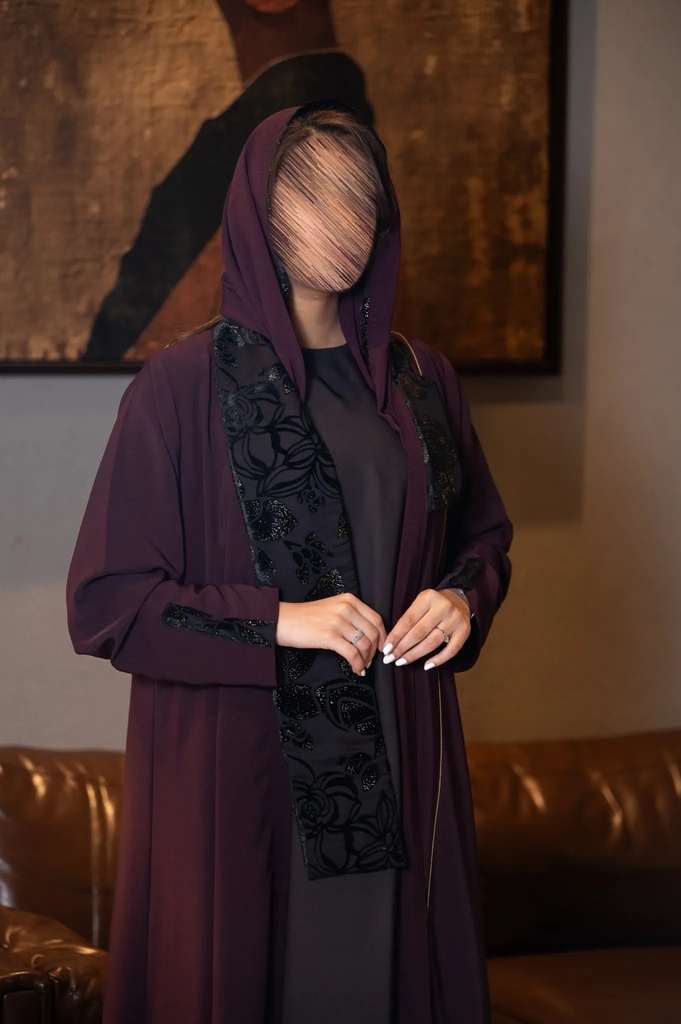 نُسك — عباية مخمل مُشجّر (50)