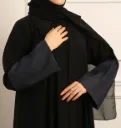 عباية سوداء أنيقة