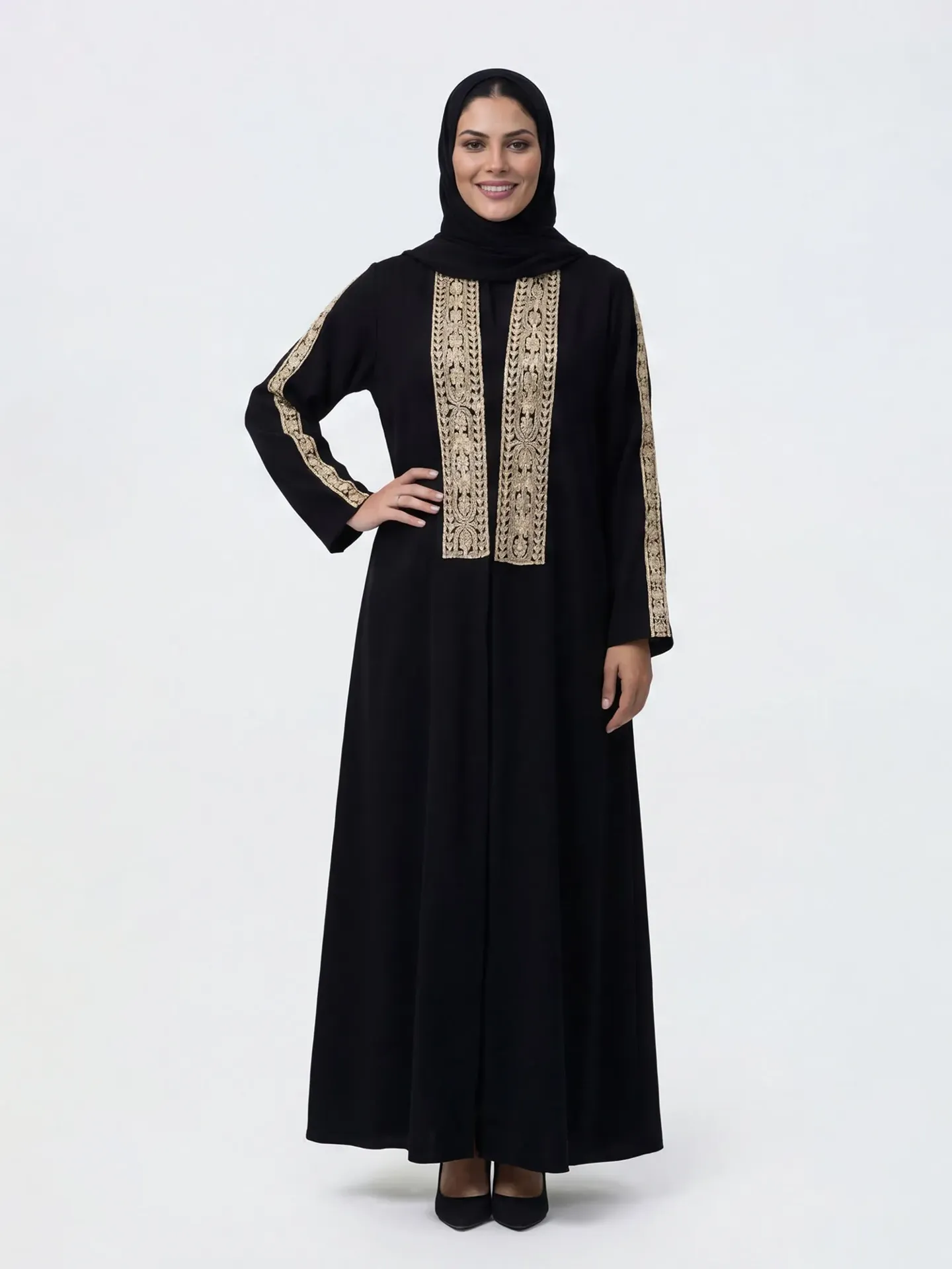 عباية هِلال – أسود مطرّز بيج (قماش انترت) + طرحة